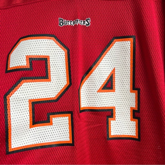 Vintage Cadillac Williams Tampa Bay Buccaneers Jersey Reebok Mens Medium‎ NFL - Picture 2 of 11